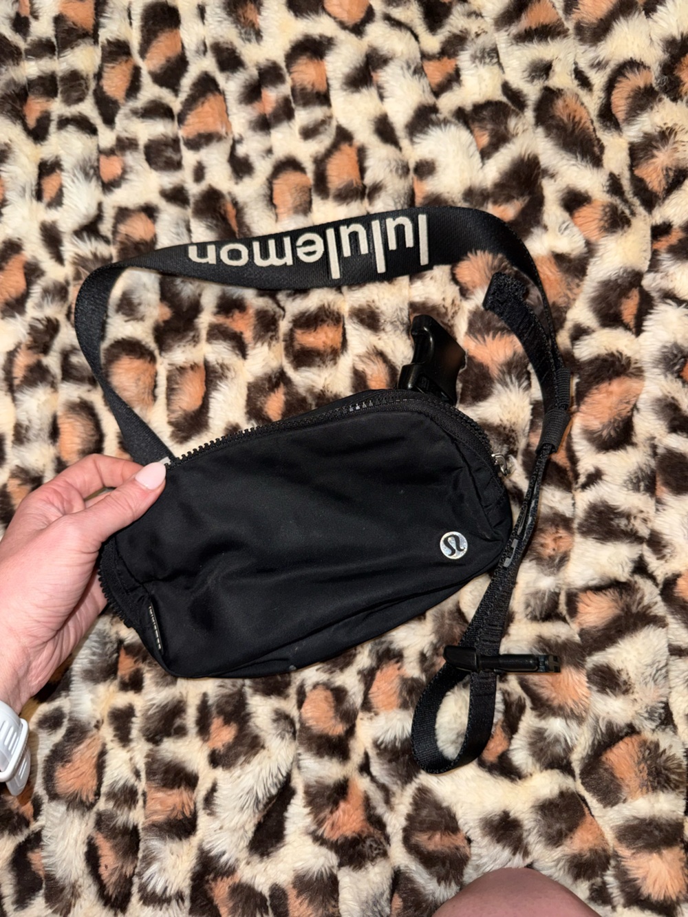 lululemon athletica Black Belt / Crossbody Pouch with Logo Strap